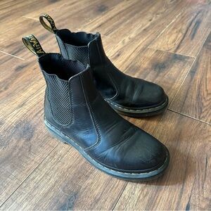 Dr. Marten Chelsea boots